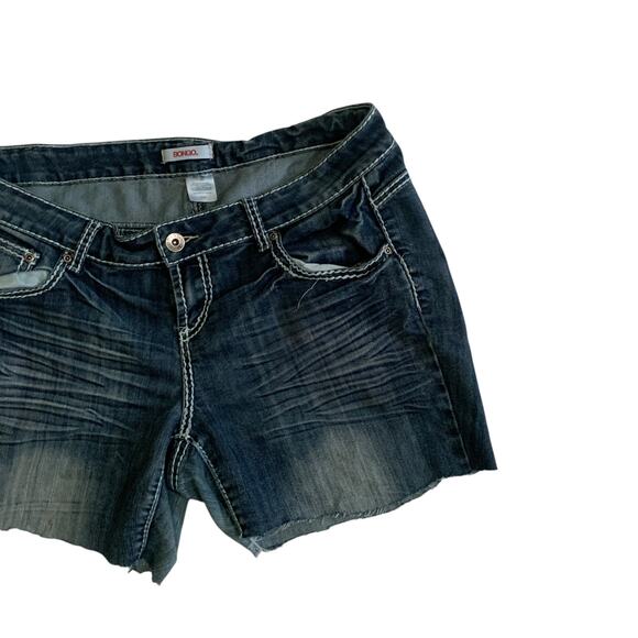 Bongo Women's Size 16W Y2K Mid Rise Relaxed Fit Denim Jean Shorts - Picture 9 of 14